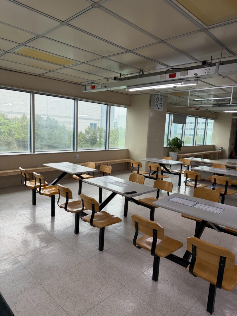 【企業搬遷實績】竹科 W 公司產線擴編搬遷:嚴守工安規範,展現極致效率! 3 風城起重行 W公司2